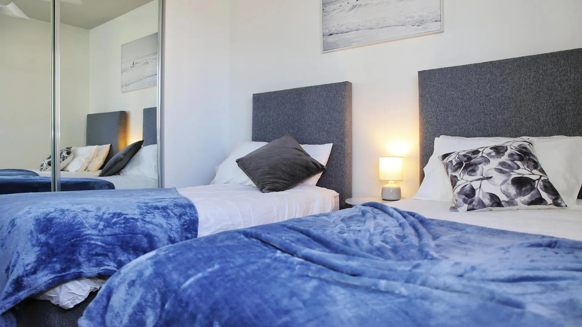 Modern 2Br At A Prime Location With Balcony Apartment Brisbane